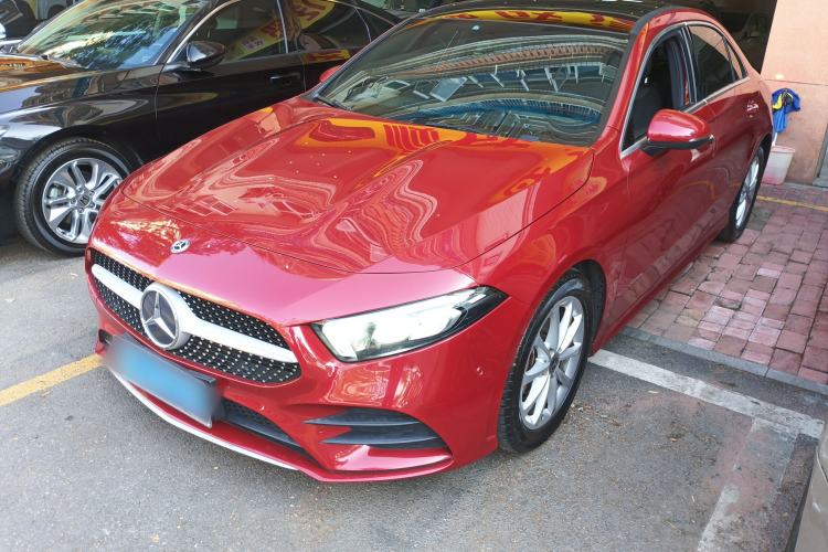 Used Mercedes-Benz A-Class 2020 Restyled A 200 L Sport Sedan Fashion Version
