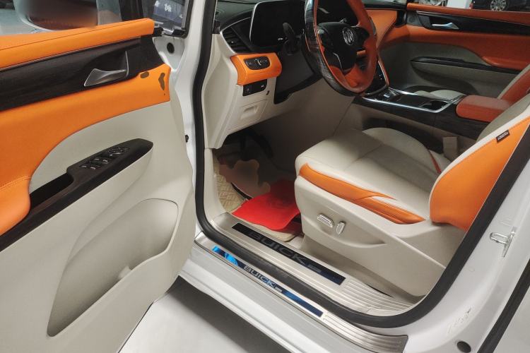 Used Buick GL8 2022 ES Landtrek 653T Comfort Edition