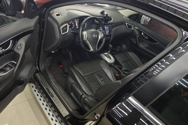 Used Nissan Qashqai 2016 2.0L CVT Flagship Edition
