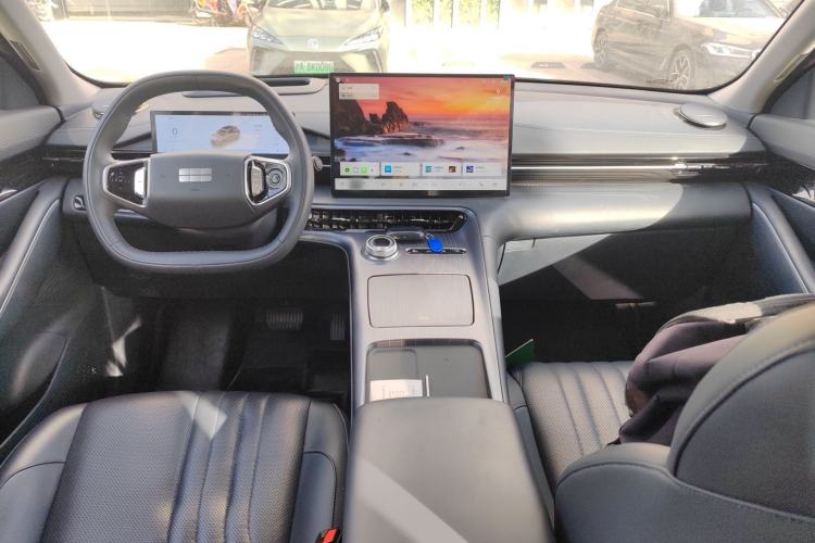 Used  E5 2024 530km Starship Edition