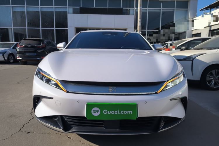 Used BYD Han 2022 EV Genesis Edition 715KM Front-Wheel-Drive Prestige Model
