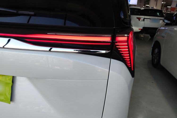 Used Buick GL8 2025 Lu Zun Deluxe Edition
