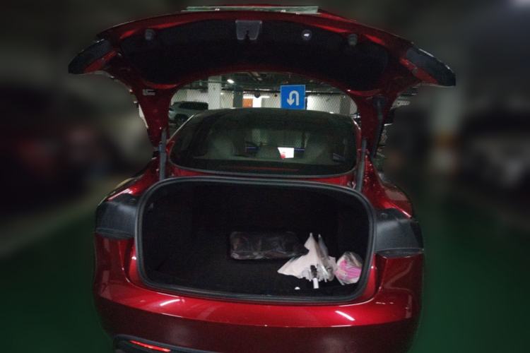 Used Tesla Model 3 2023 Rear-Wheel-Drive Version
