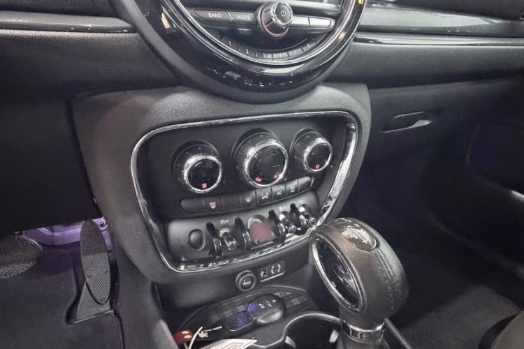 Used  Clubman 2016 Updated 1.5T COOPER Geek Edition
