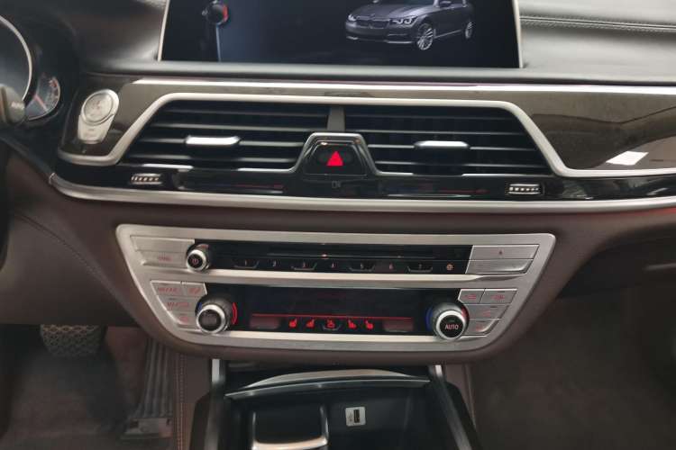 Used BMW 7 Series 2016 740Li Luxury Edition
