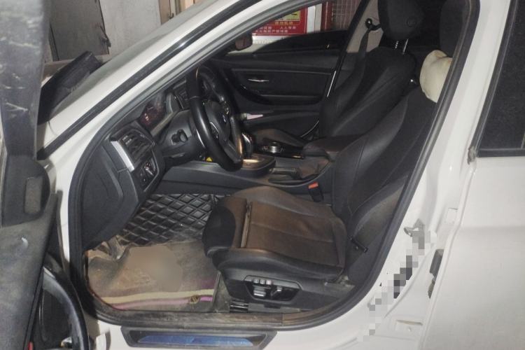 TDK.VehicleDetails.img