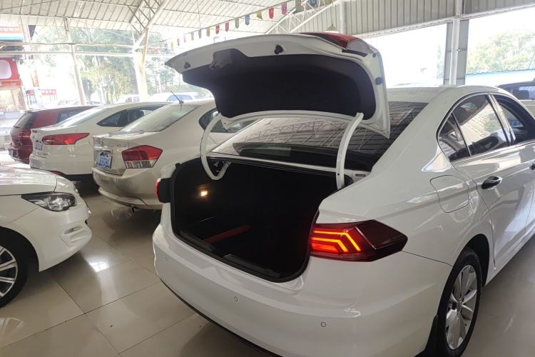 Used Volkswagen Bora 2020 1.5L Automatic Elite Version
