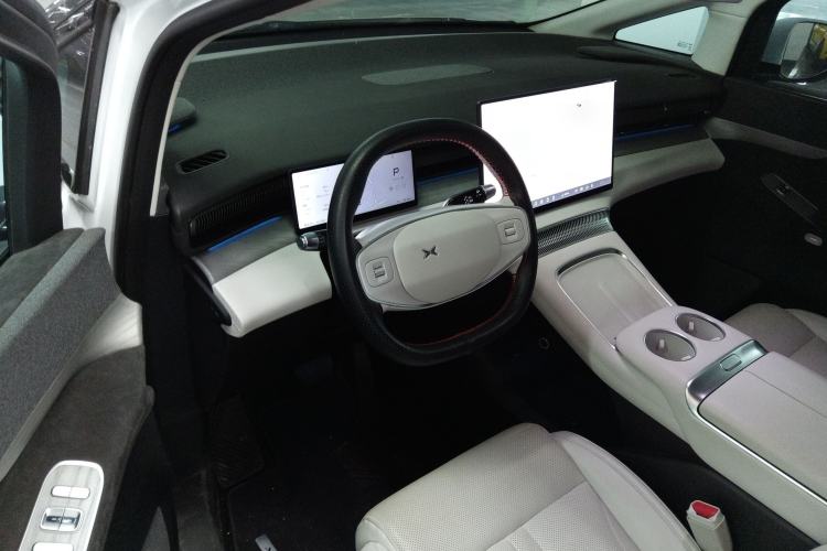 Used XPeng X9 2024 702 Ultra-Long Range Max
