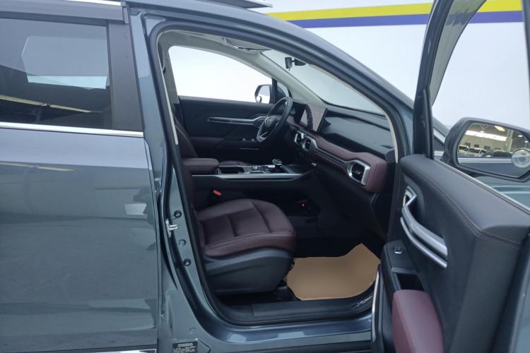 Used Geely Auto Haoyue 2022 1.8TD DCT Luxury 7-Seater
