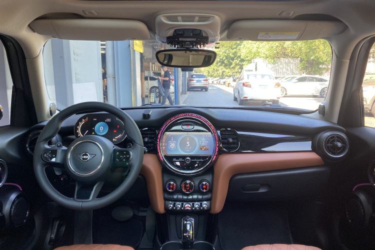 Used  MINI 2022 2.0T COOPER S Artist Five-Door Edition
