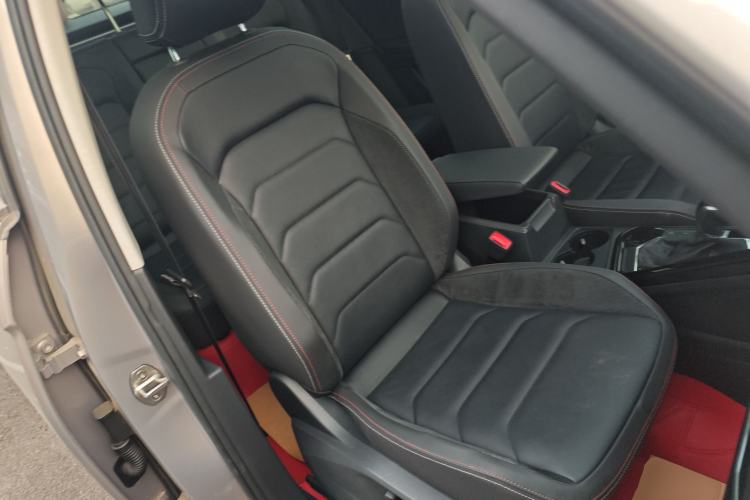 Used Volkswagen Tayron 2020 330TSI Two-Wheel Drive Luxury Smart Connectivity Version