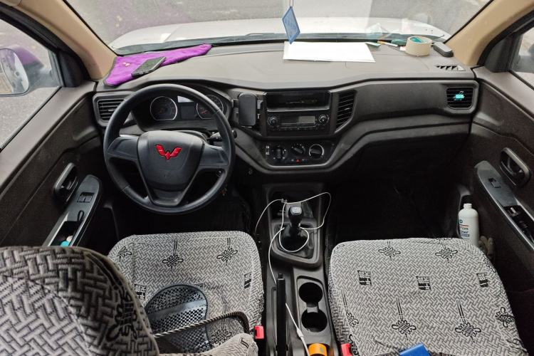 Used Wuling Hongguang V 2022 1.5L Jingqu Edition Electric-Assist LAR
