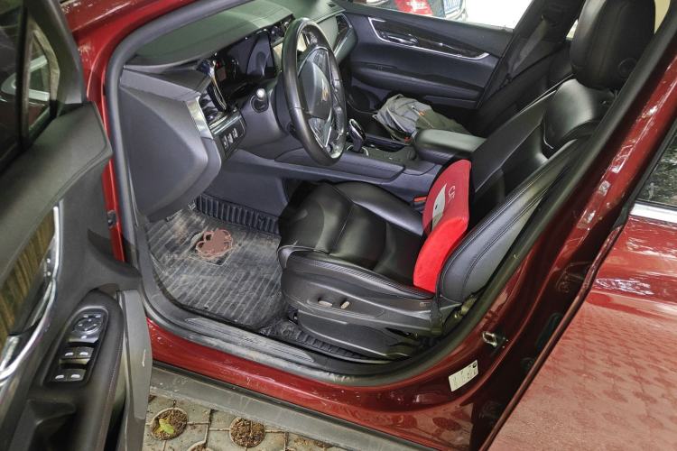 Used Cadillac XT5 2018 25T Tech Model
