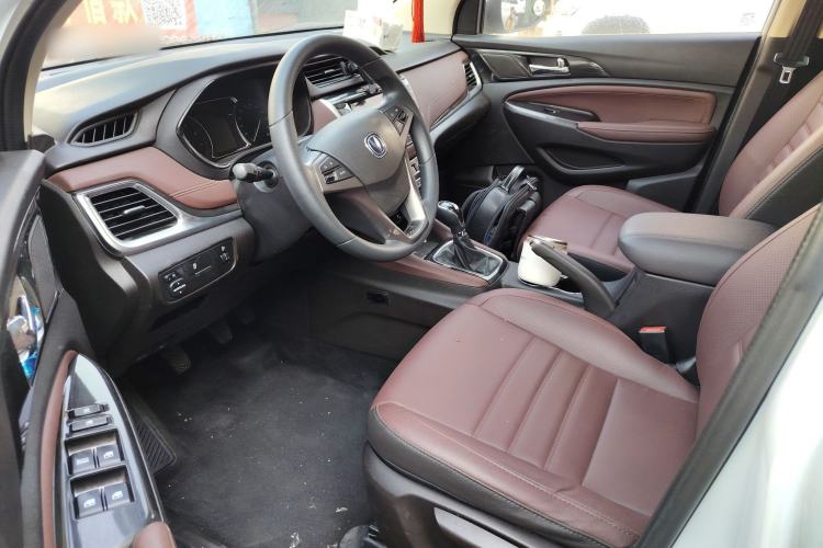 Used Changan Lingxuan 2017 1.6L Manual Happiness Edition
