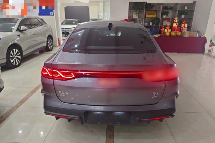 Used BYD Qin L 2025 DM-i Smart Drive 120KM Leading Model
