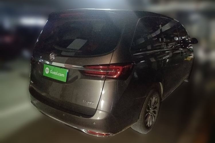 Used Buick GL8 2023 Land Executive Class Comfort Model
