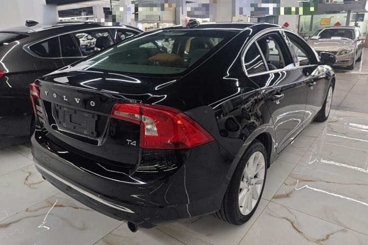 Used Volvo S60 2017 S60L T4 Smart Range Edition