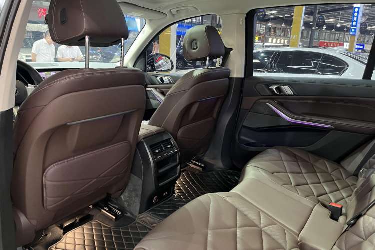 Used BMW X5 2022 Restyled xDrive 30Li M Sport Package
