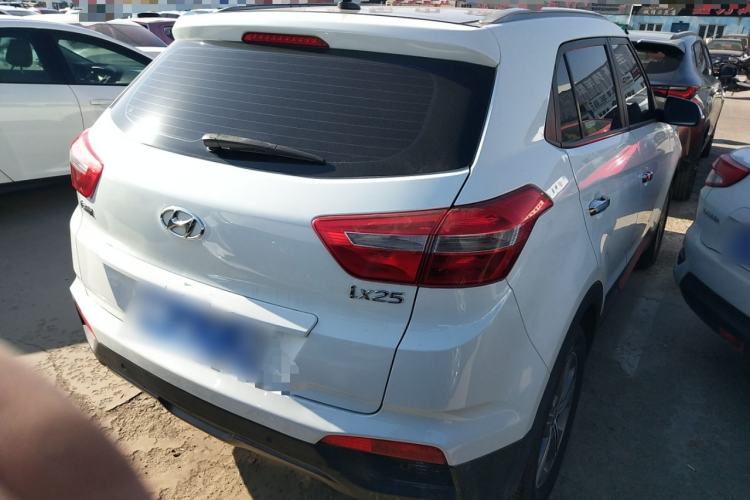 Used Hyundai ix25 2015 1.6L Automatic Two-Wheel Drive Smart GLS Trim
