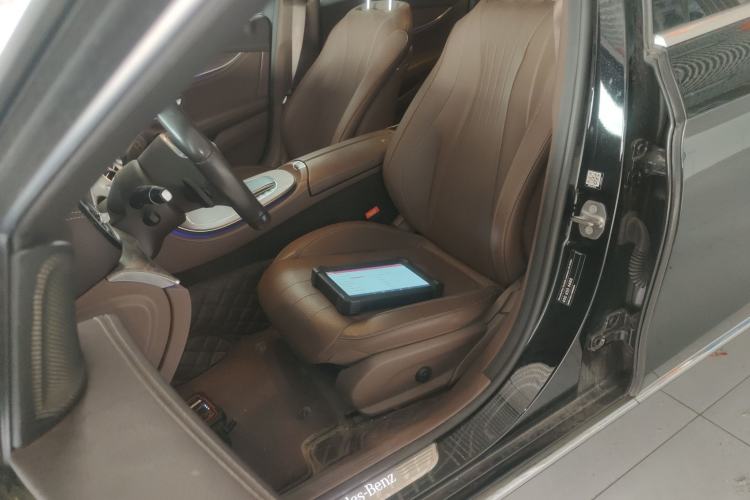 Used Mercedes-Benz E-Class 2019 Facelifted E 300 L Stylish Version
