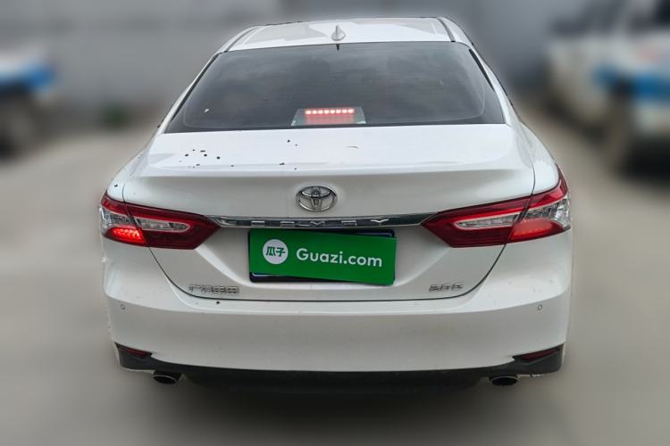 Used Toyota Camry 2021 2.0G Luxury Edition

