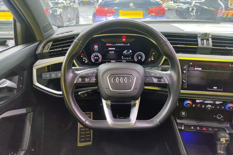 Used Audi Q3 2024 35 TFSI Fashion Dynamic Edition
