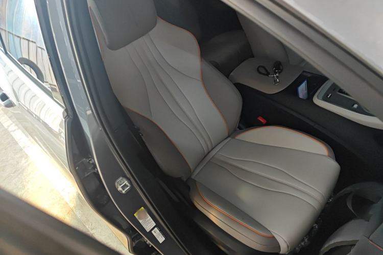 Used BYD Song Pro New Energy 2024 HONOR Edition DM-i 110KM Beyond Model
