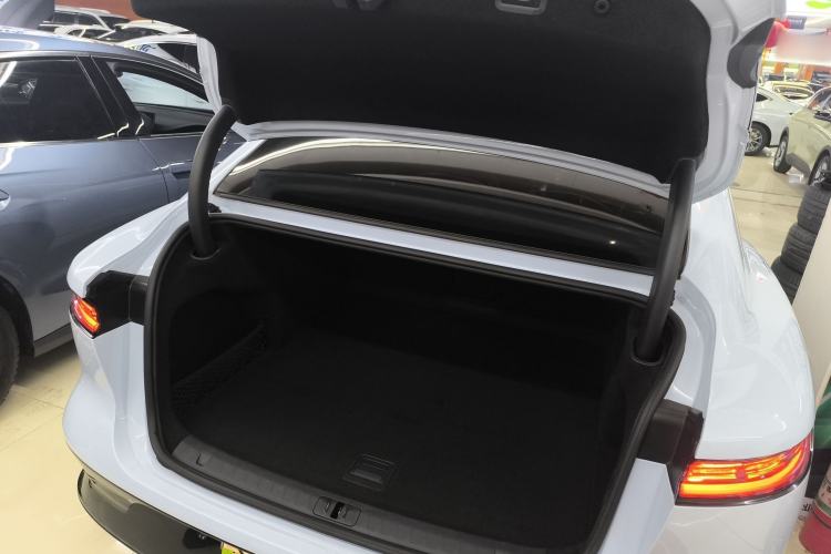 Used VOYAH PASSION 2023 Four-Wheel Drive Long-Range Version