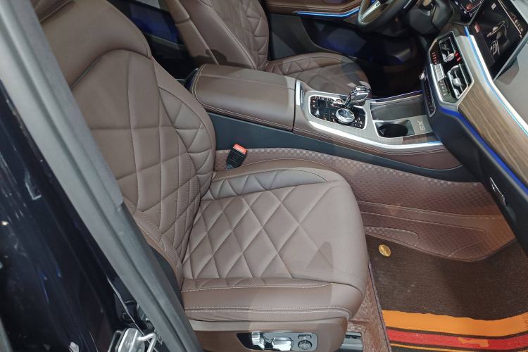 Used BMW X5 2022 Restyled xDrive 40Li Luxury Edition M Sport Package
