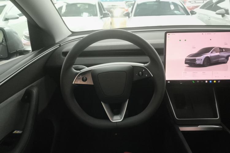Used Tesla Model Y 2025 Rear-Wheel-Drive Version