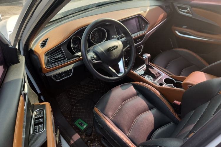 Used Zotye T300 2017 1.5T CVT Premium Edition
