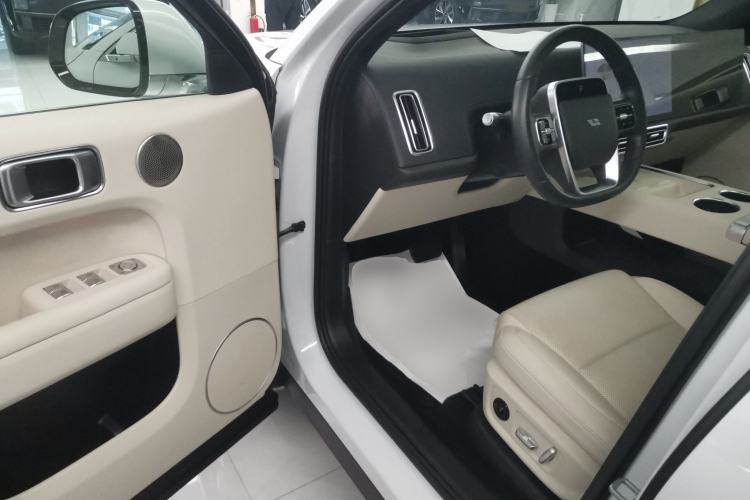 Used Li Auto L6 2024 Pro Model
