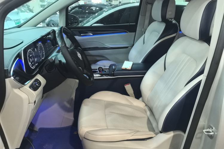 Used Buick GL8 2021 ES Landtrek 653T Comfort Edition
