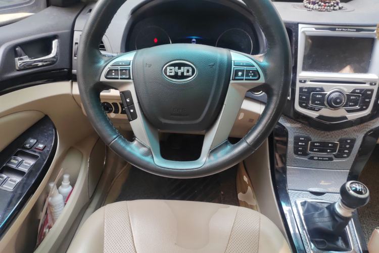 Used BYD Surui 2012 1.5TI Manual Luxury Version