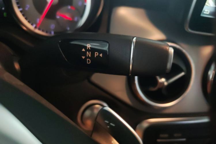 Used Mercedes-Benz CLA 2014 CLA 260 4MATIC
