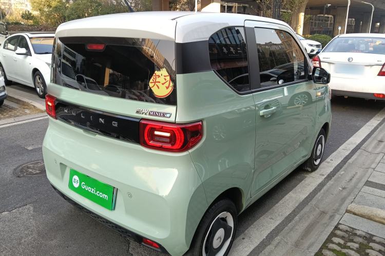 Used Wuling Hongguang MINIEV 2021 Macaron Premium Model – Lithium Iron Phosphate
