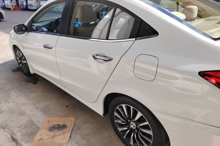 Used Honda Crider 2013 1.8L automatic luxury edition
