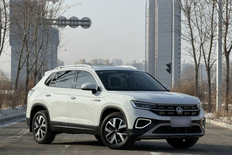 Used Volkswagen Tayron 2023 300TSI Two-Wheel-Drive Luxury Plus Advanced Edition
