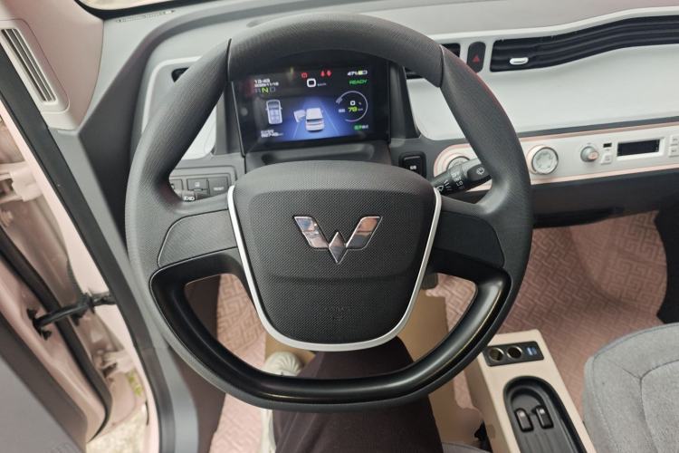 Used Wuling Hongguang MINIEV 2022 Macaron Premium Model – Lithium Ternary Battery
