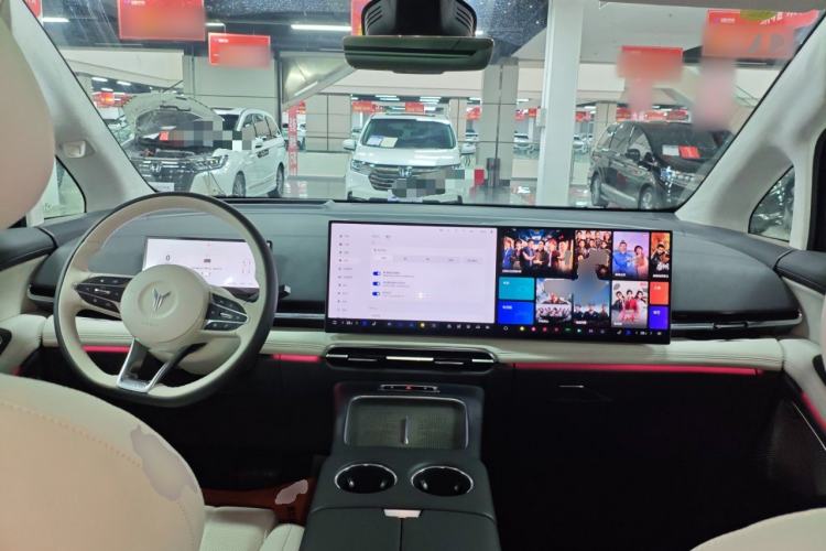 Used VOYAH Dream 2025 PHEV Four-Wheel-Drive Flagship Kunpeng Edition