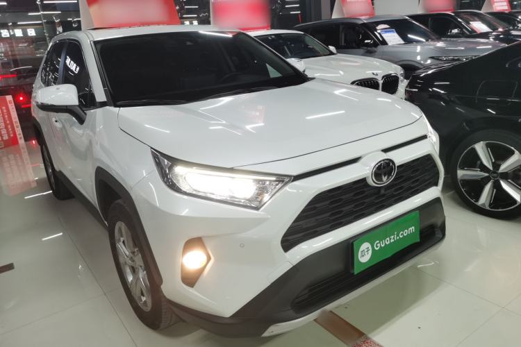 Used Toyota RAV4 2022 2.0L CVT Two-Wheel Drive Fashion Plus Edition
