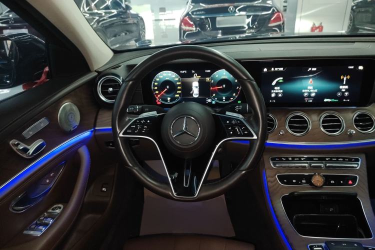 Used Mercedes-Benz E-Class 2022 Updated E 300 L Luxury Edition
