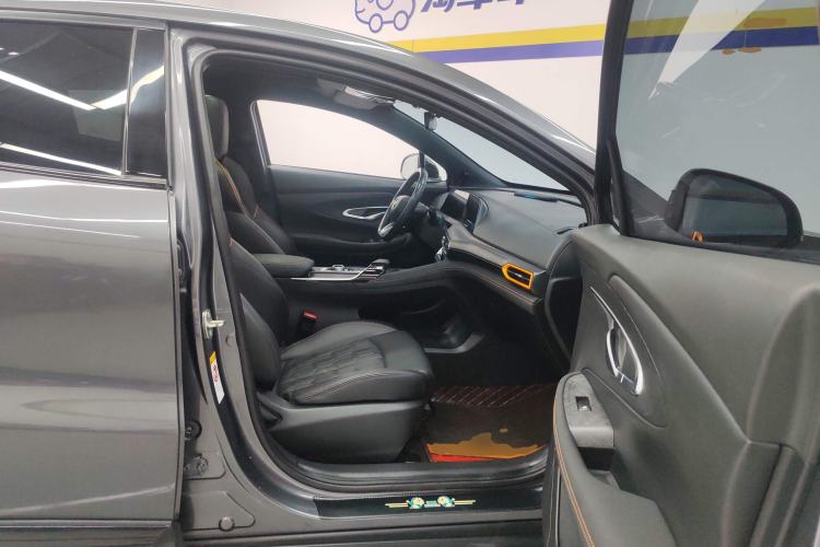 Used Changan UNI-T 2022 1.5T Prestige Version
