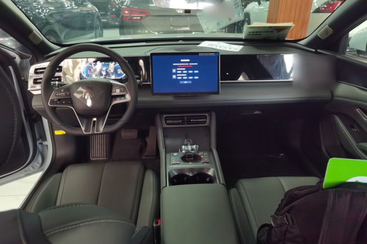 Used BYD Qin L 2024 DM-i 120KM Leading Model
