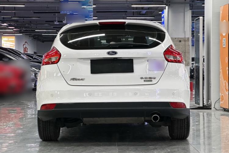 Used Ford Focus 2015 Hatchback EcoBoost 180 Automatic Elite Model
