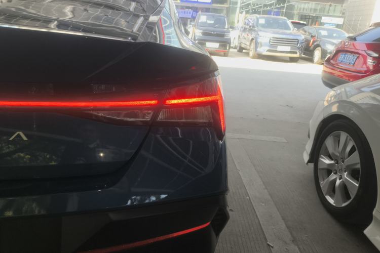 Used Hyundai Elantra 2023 1.5L CVT LUX Prestige Edition