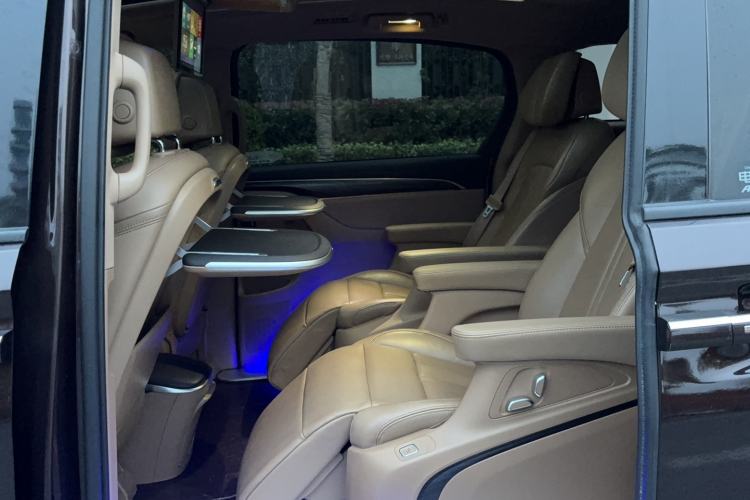 Used Buick GL8 2020 ES Land Cruiser 653T Luxury Model