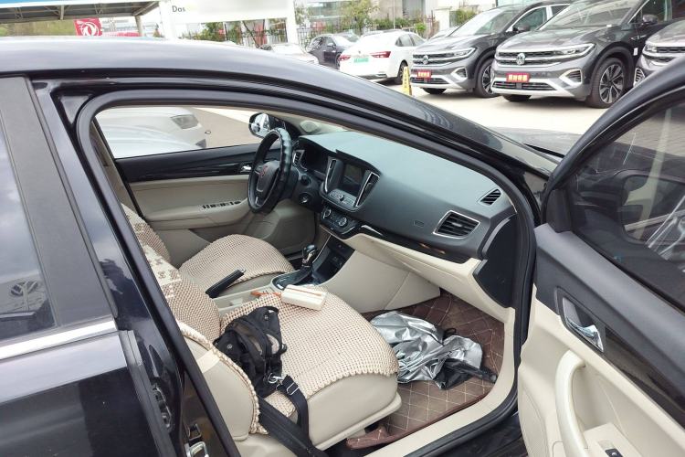 Used Roewe 360 2015 1.5L Automatic Luxury Edition
