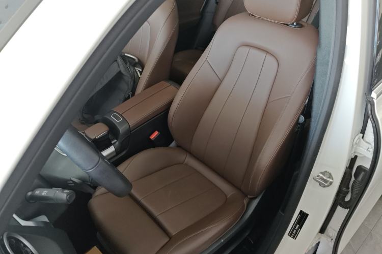 Used Mercedes-Benz GLB 2023 GLB 200 Fashion Model
