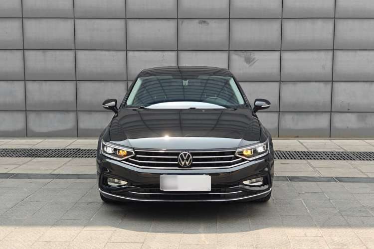 Used Volkswagen Magotan 2020 330TSI DSG Leading Model
